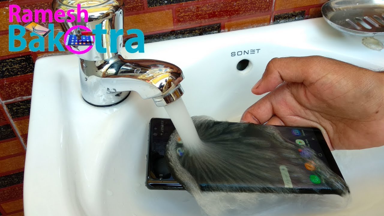 Samsung Galaxy Note 8 Water Test