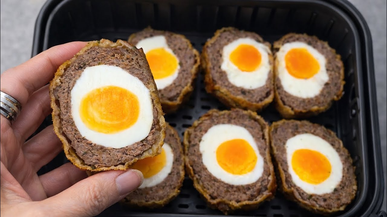 This Air Fryer recipe has gone Viral !! Eggs and meat in the air fryer - very delicious 🤯