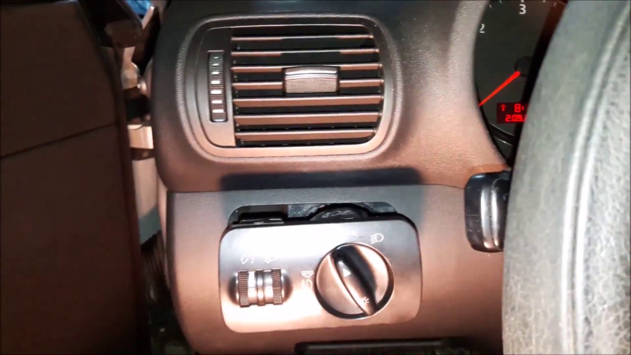 Wymiana włącznika świateł Audi A3 8L