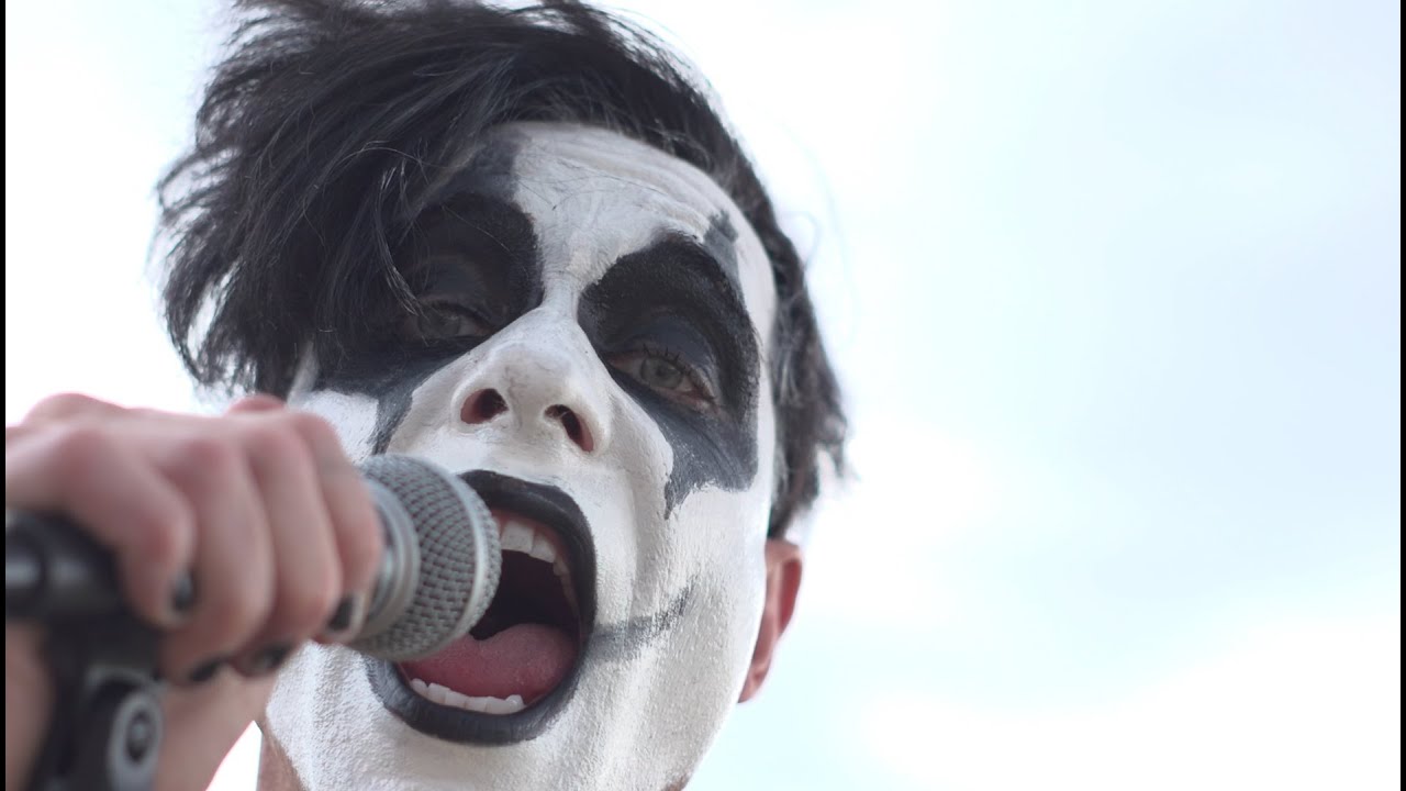 Of Vizions - Runaway (Official Music Video)