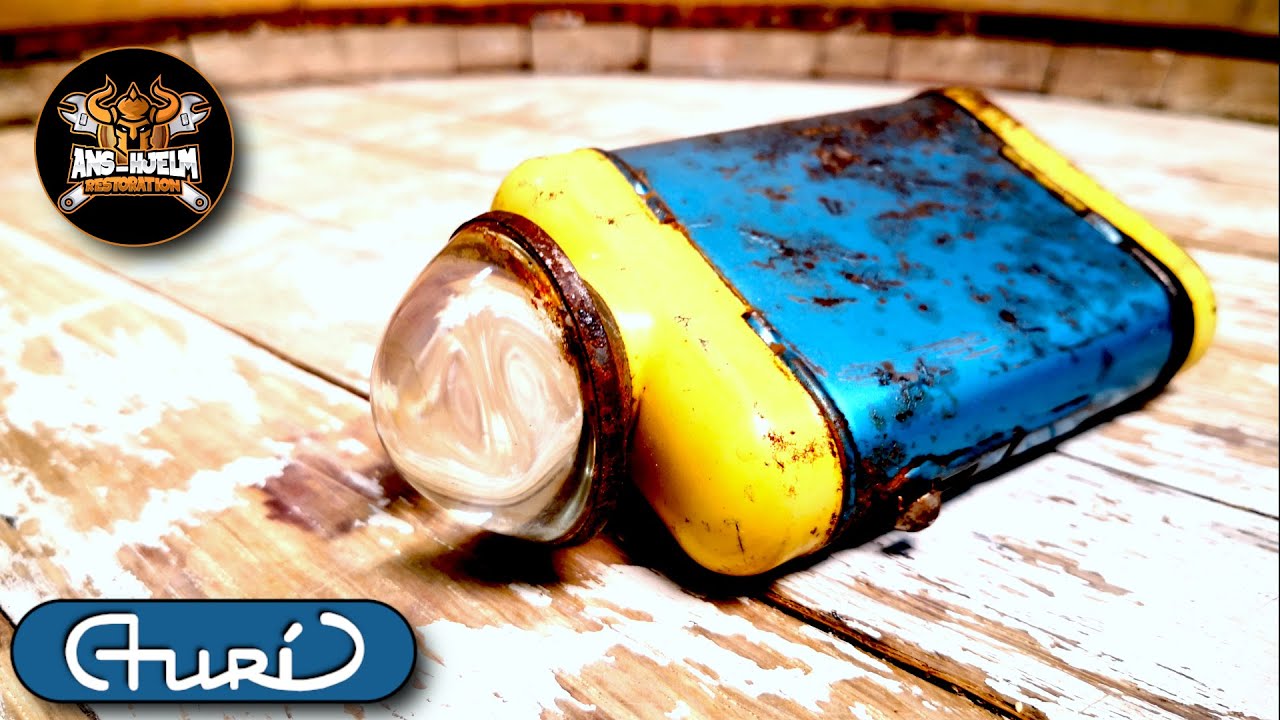 Rusty 1950's Auri Flashlight Restoration