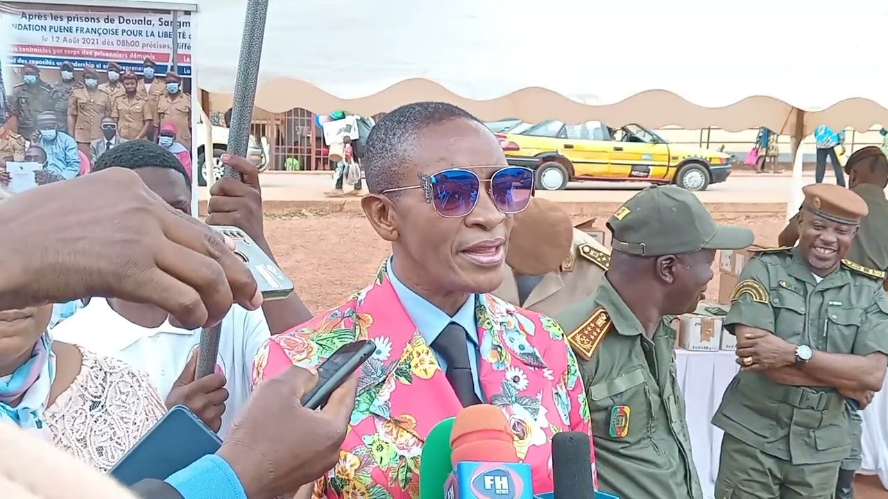 Prison Centrale de Kondengui,remise  dons par la fondation PUENE FRANÇOISE, SENATEUR PUENE Françoise