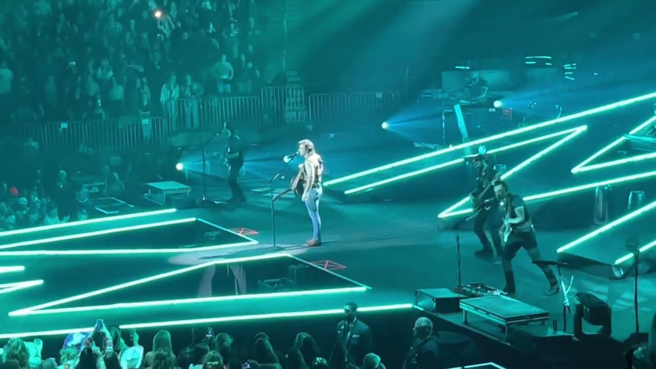 “865” - Morgan Wallen - Dangerous Tour Opening Night - Live NYC