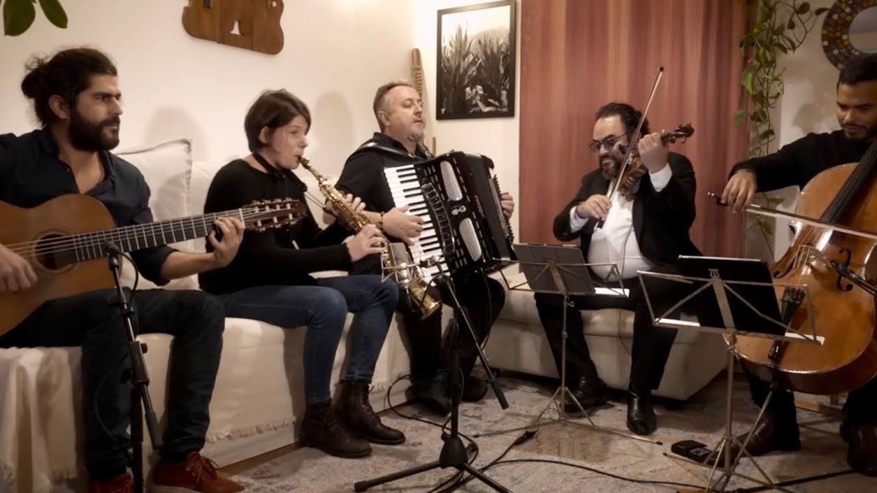 Simpatia (Guinha Ramires) - Bebê Kramer, Alexis Cardenas & Trio in Uno