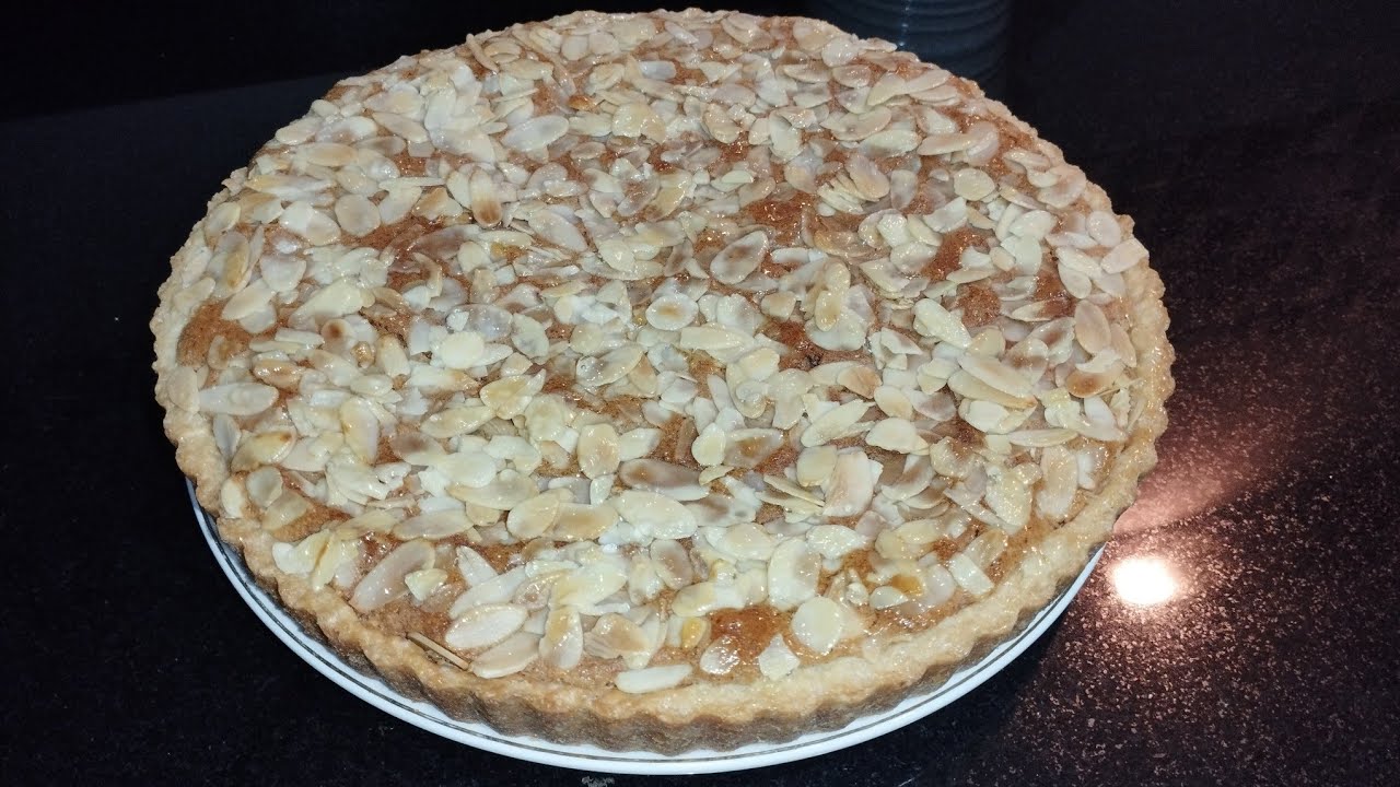 ضروري تجربوها  لوليداتكم أحسن من المحلات طورطة اللوز وشكلاط  معلكة لذيذة  😋😋😋