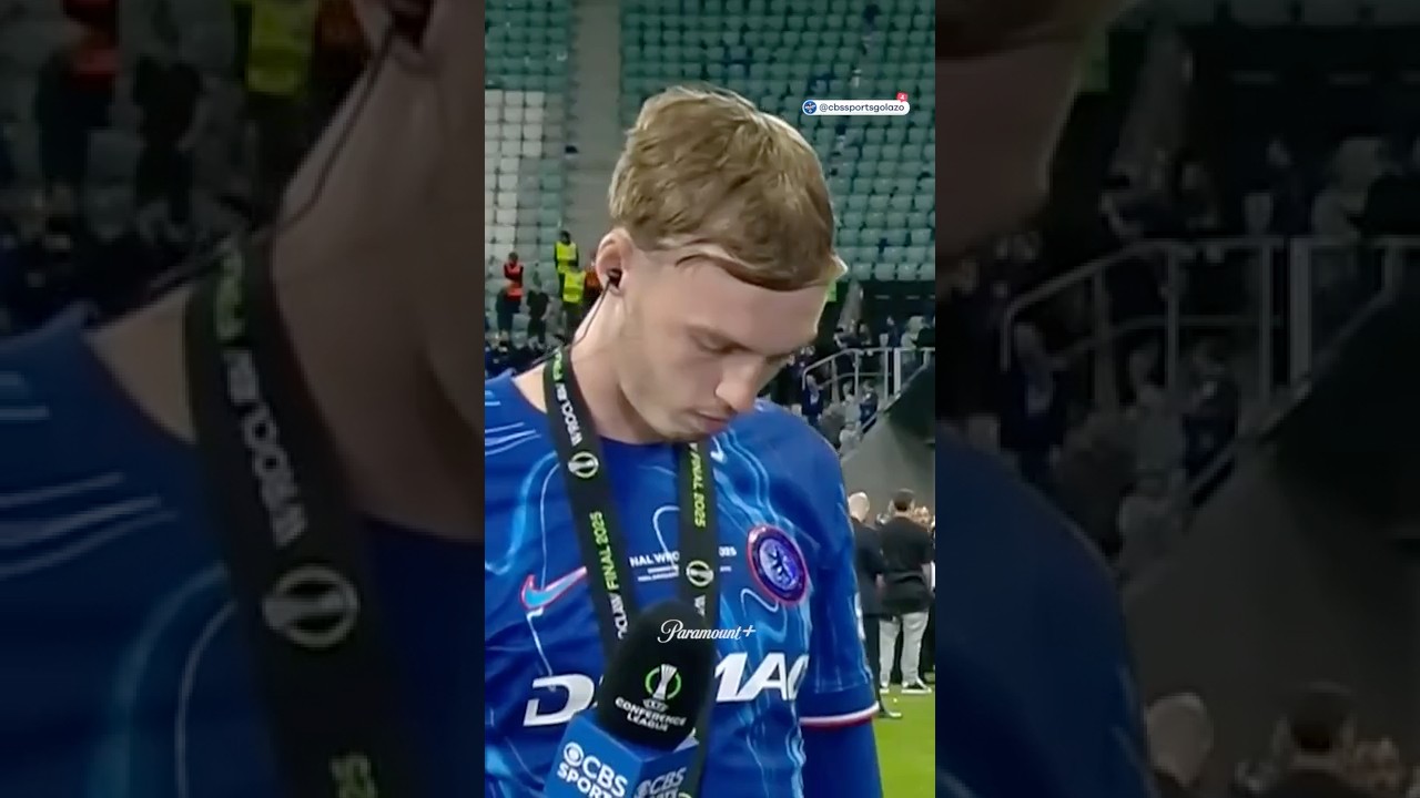 Cole Palmer gets creative holding his Player of the Match trophy 😂🏆 | CBS Sports Golazo