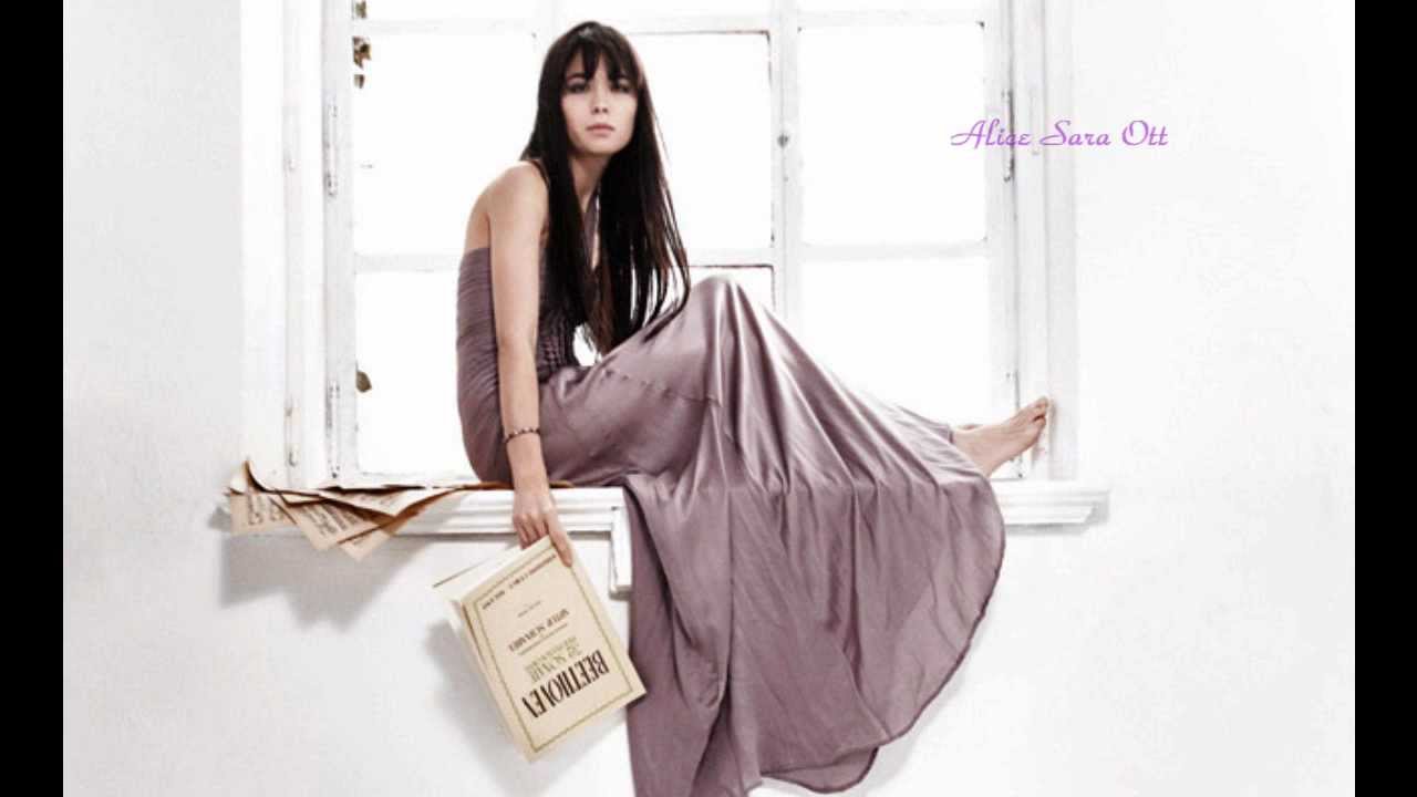 Alice Sara Ott Beethoven: Piano Sonata #21 In C, Op. 53, 