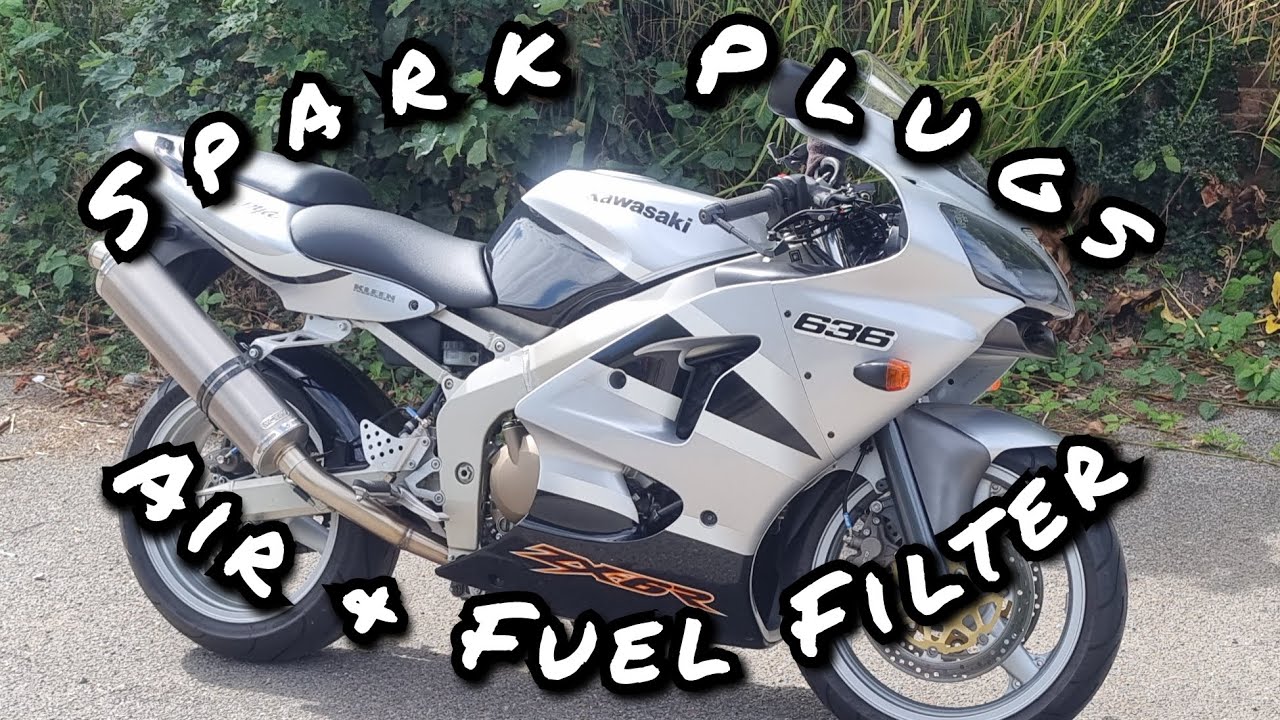 ZX6R Spark Plugs, Air & Fuel  Filter Service.