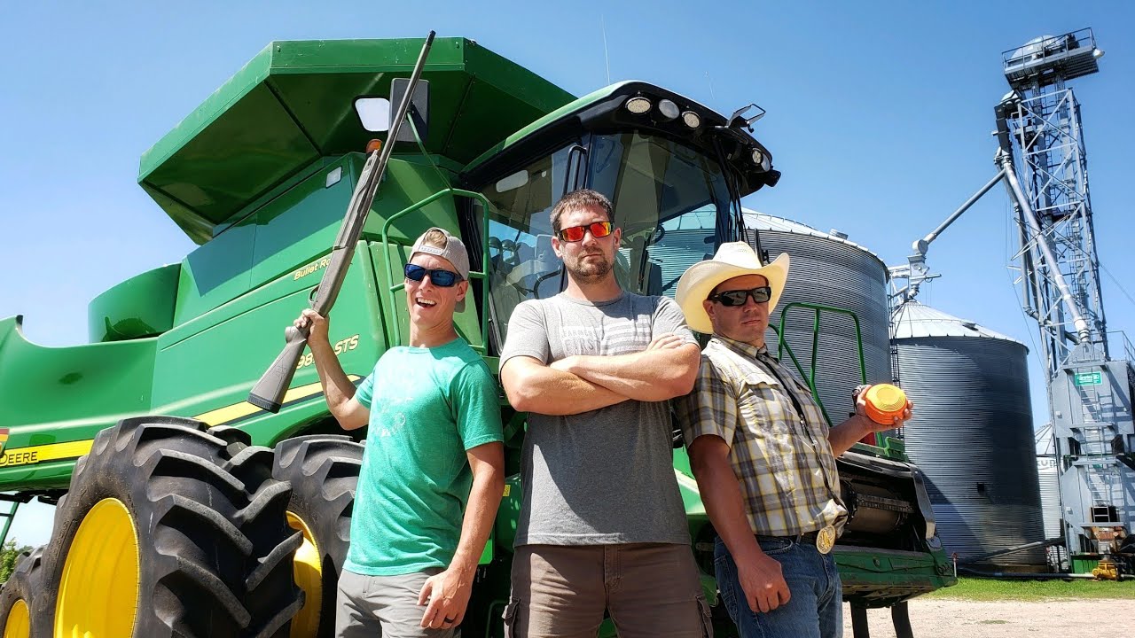 Grain Leg Trick Shot-Fun On The Farm