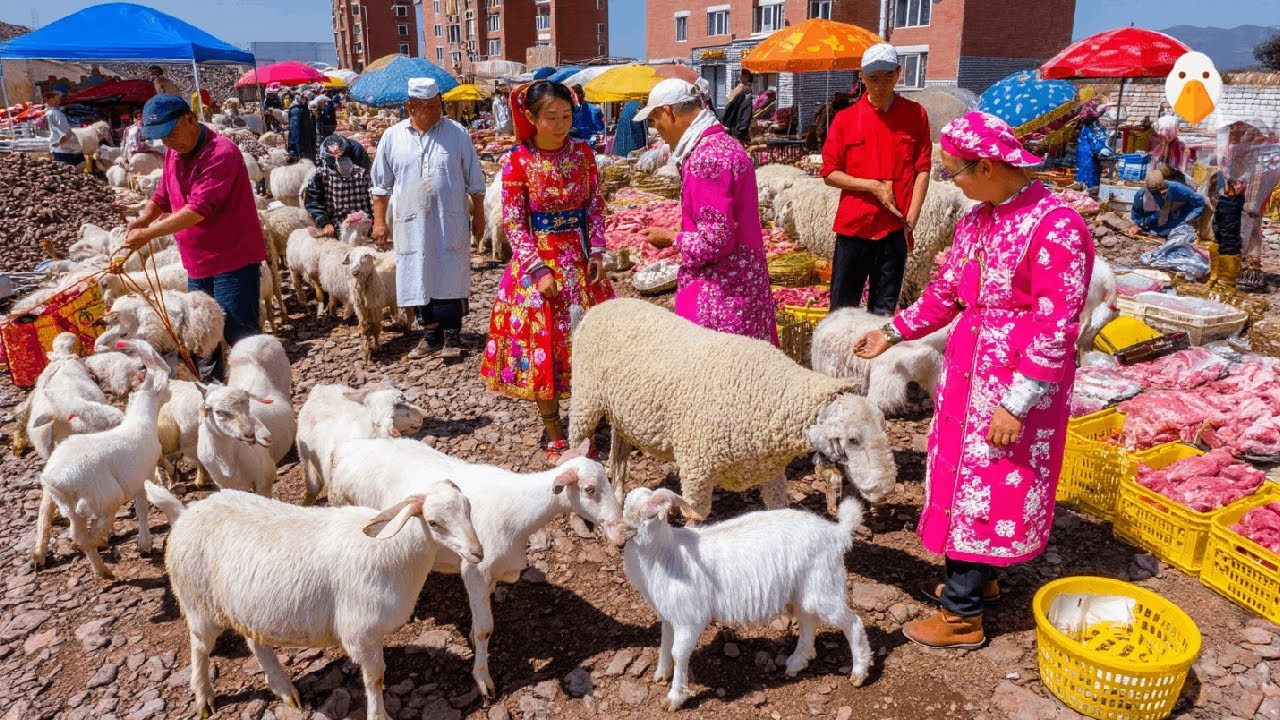 Кашгар, Синьцзян🇨🇳 Внутри самого безумного рынка животных в мире! (4K UHD)