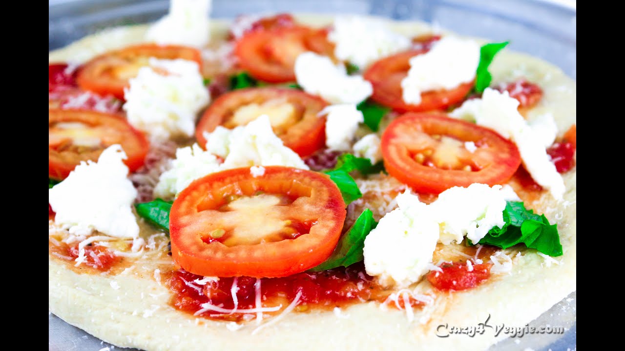 Classic Margherita Pizza by crazy4veggie.com