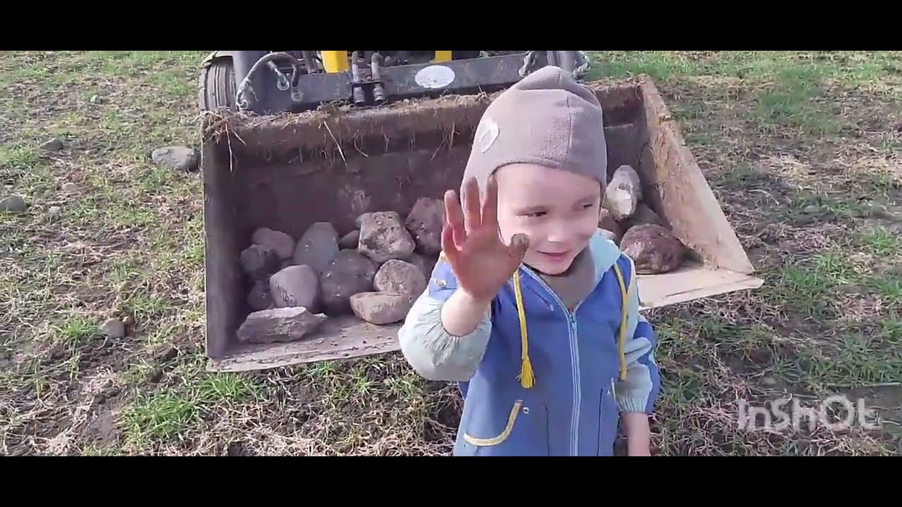 Kolejny dzień walki z kamieniami 
