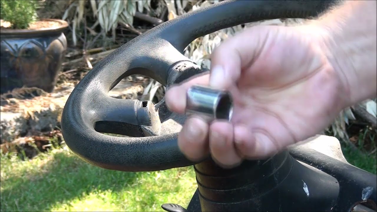How to REMOVE REPAIR FIX a loose STEERING WHEEL on a CRAFTSMAN Riding Lawnmower. LT DLT 1000 3000