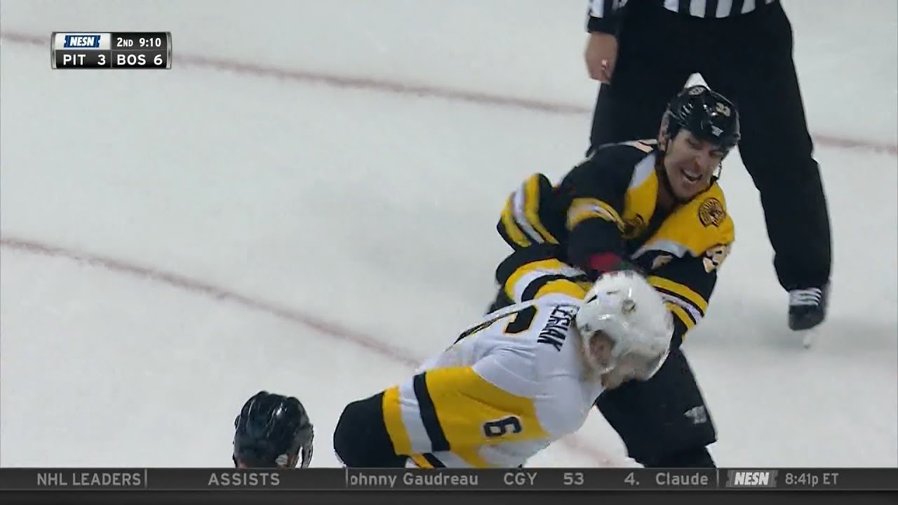 Zdeno Chara fights Jamie Oleksiak 3/1/18