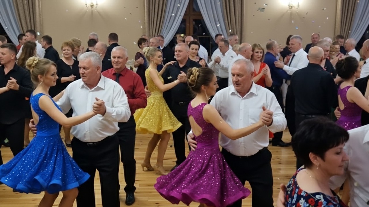 Ta Melodia Zatrzymała Czas… Parkiet Pełen Ludzi Do Rana