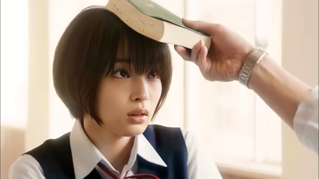 Shy Girl Thinking She's Ugly, Doesn't Know Her Handsome Teacher Has Crush On Her