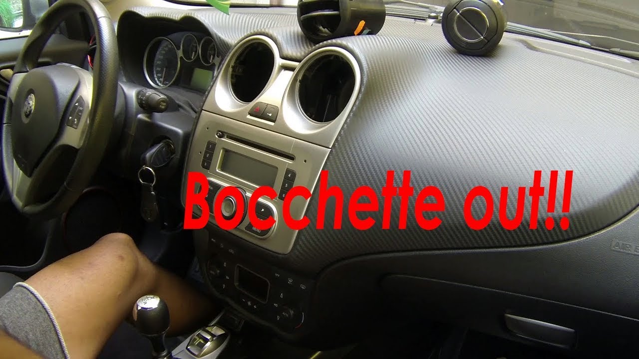 Smontaggio bocchette dell'aria Alfa Romeo MiTo