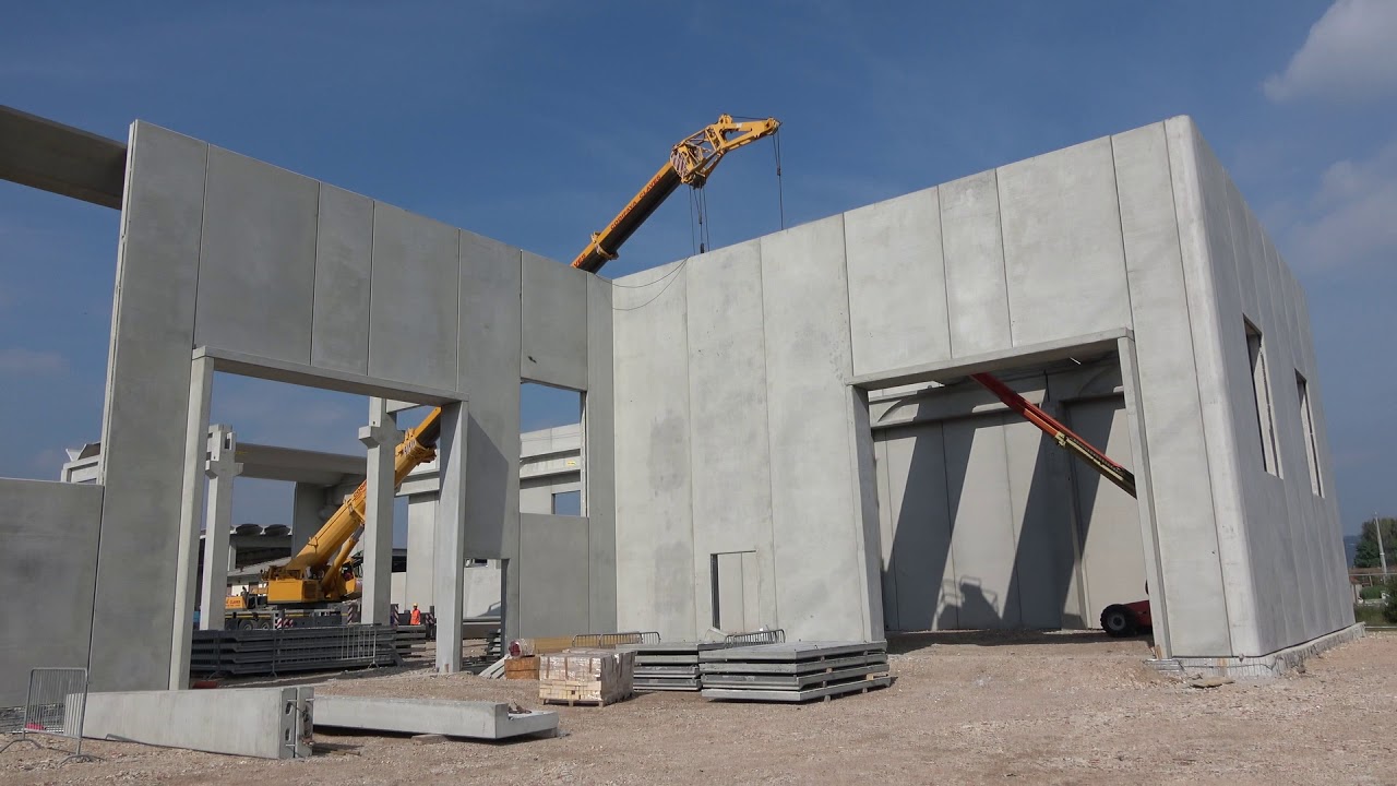 Getto plinti e montaggio prefabbricato