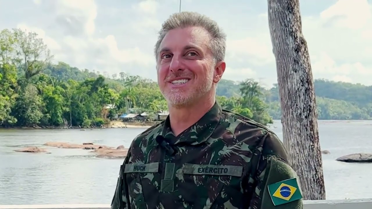 Luciano Huck e Exército Brasileiro