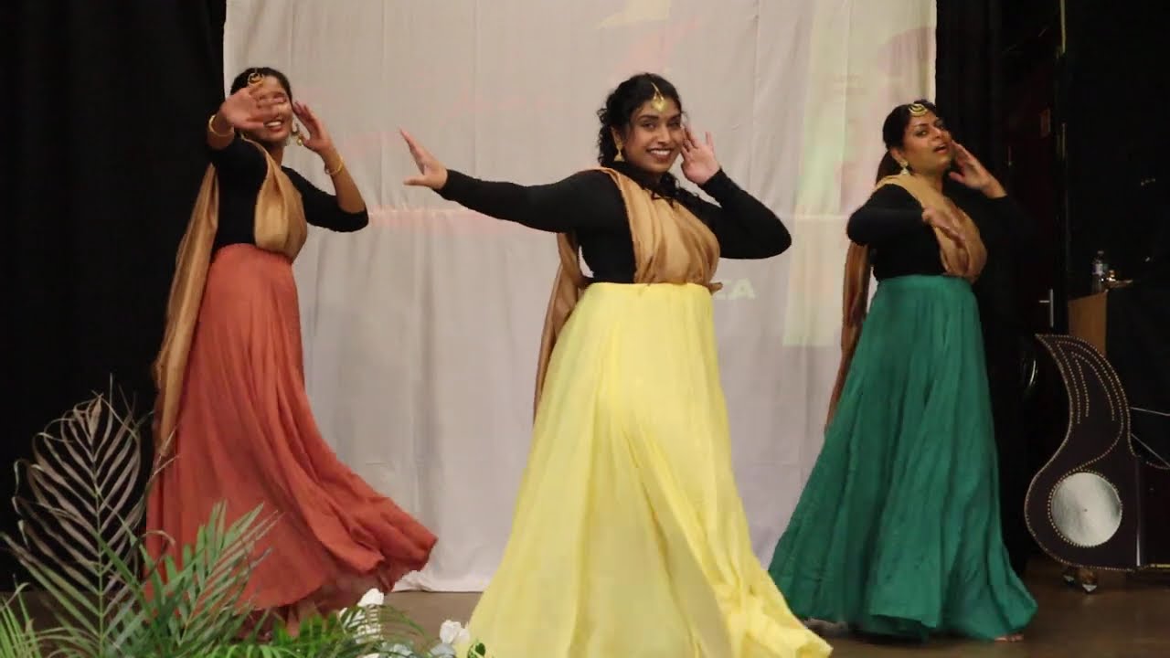 Mesmerising dance performance by Jincy Mathew, Anusha Thomas, Fancy Nixon.