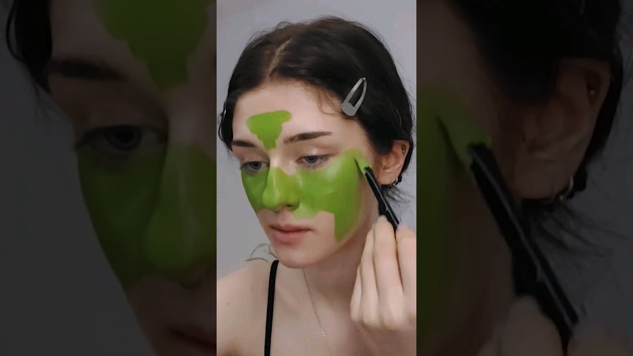 turning into Fiona from Shrek ✨️ #shorts #makeup #makeuptransformation #shrek #shrek2