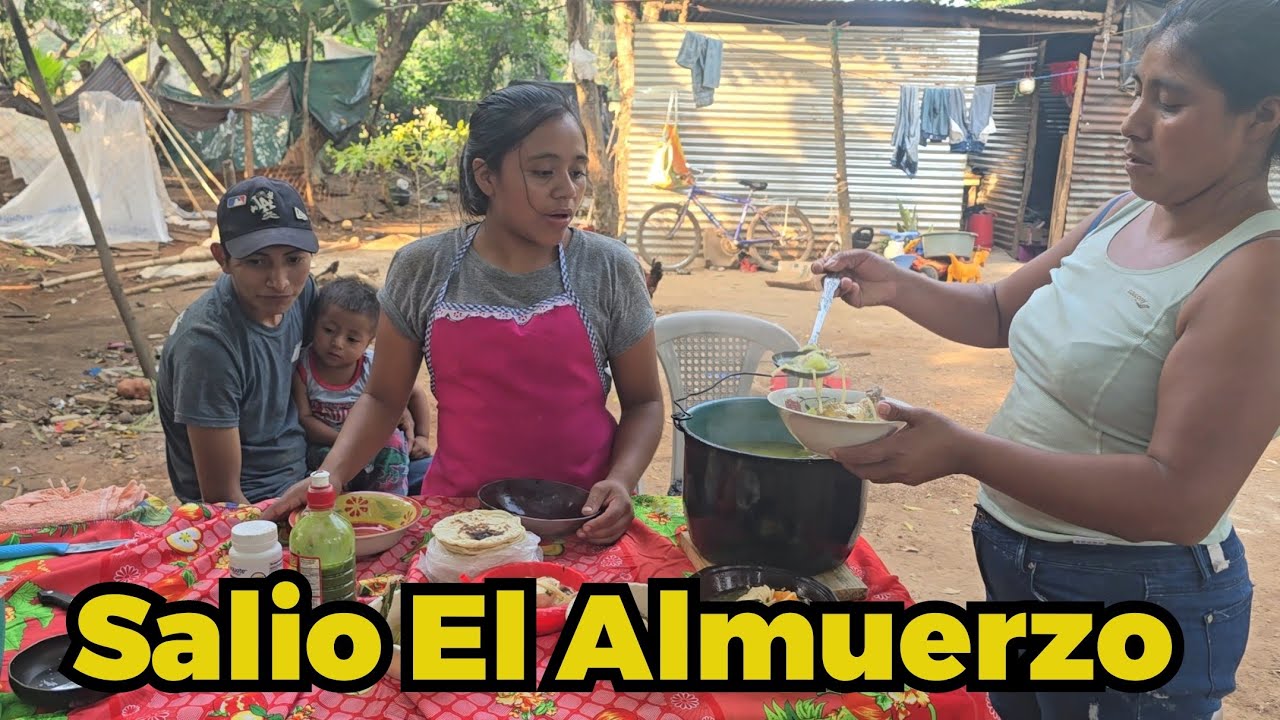 La Familia De Maribel Almorzara Algo Muy Rico y Delicioso