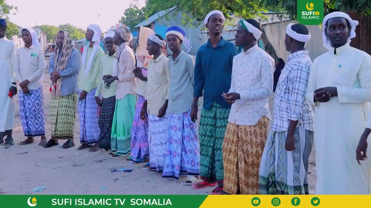 Shiikh  Cabdulaahi Maxamed Shiil oo Dhawaan geeriyooday ayaa Siyaaradiisa La dhigay