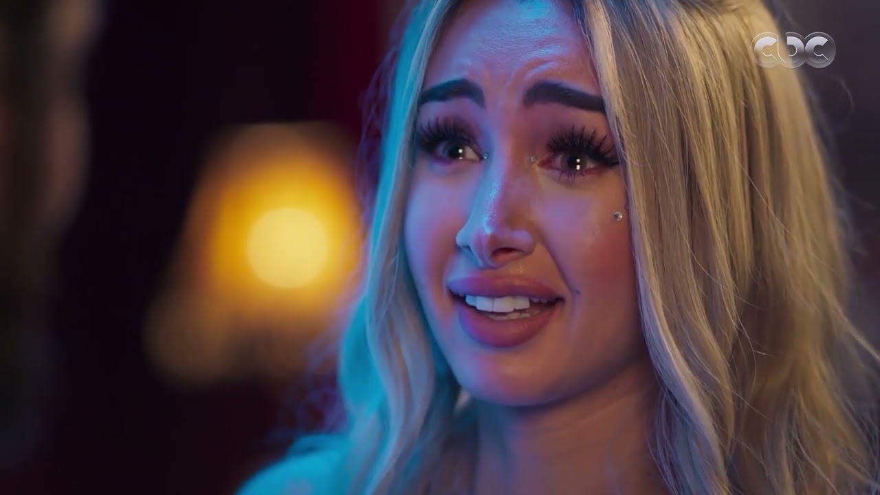 أنا وهي| سليم اختار أغرب طريقة عشان يعترف بحبه لهند وخلاها تترفد من المسرحية ❤😂