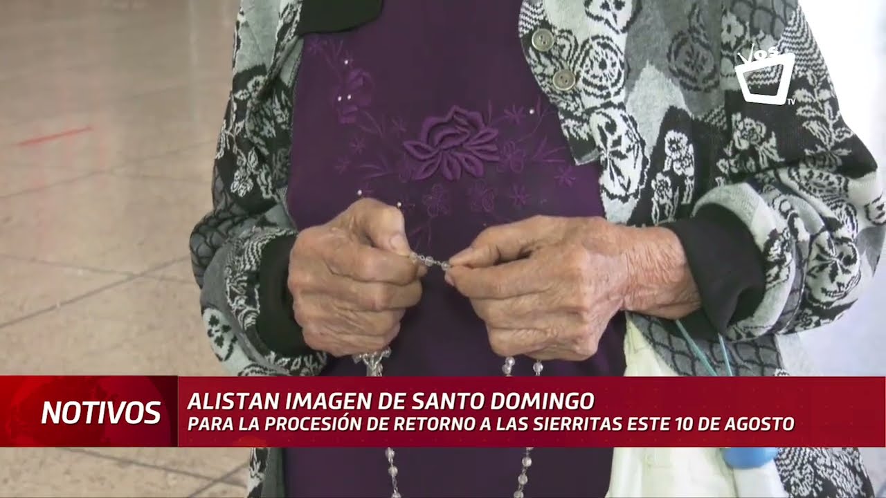Devotos llegan a pagar sus promesas a Santo Domingo de Guzmán