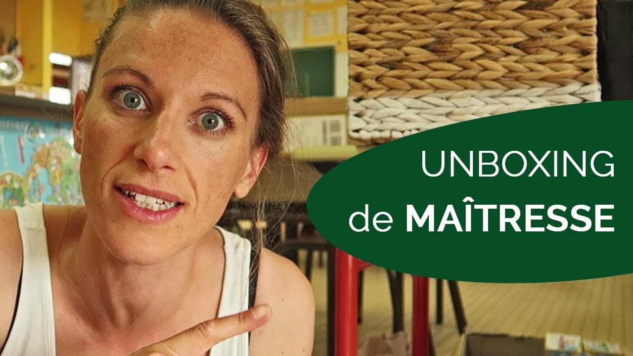 UNBOXING DE MAÎTRESSE - JE DÉBALLE MA COMMANDE DE MATÉRIEL POUR L’ANNÉE PROCHAINE [VLOG 48]