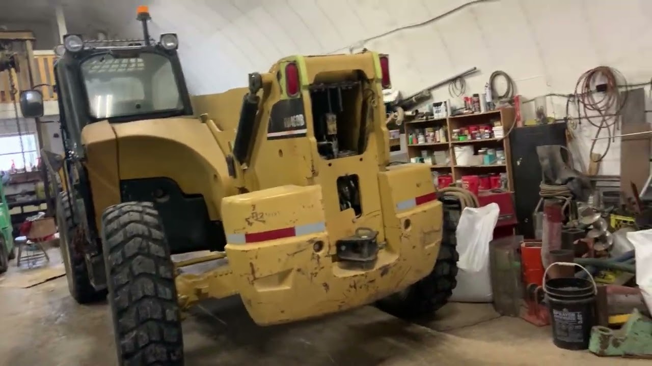 Обнаружена утечка охлаждающей жидкости в Kenworth W900.