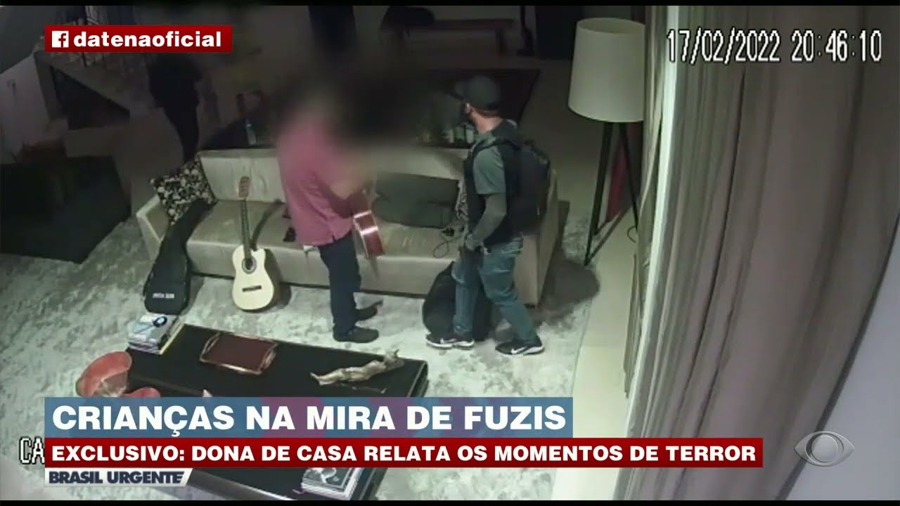 Quadrilha rende família e rouba mansão em condomínio em SP
