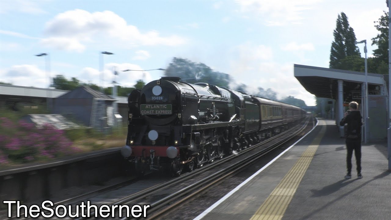 35028 