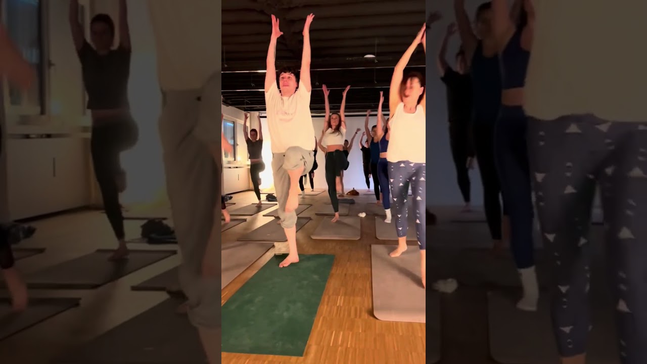 Yoga Dance Flow - Hakuna Matata 🎶