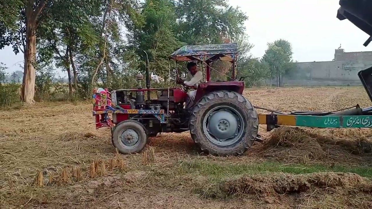 آج کے ویلوگ میں سیلاب والوں کے لیے توڑی اٹھانے امیدگڑ ٹریکٹر ٹرالی لے گئے 