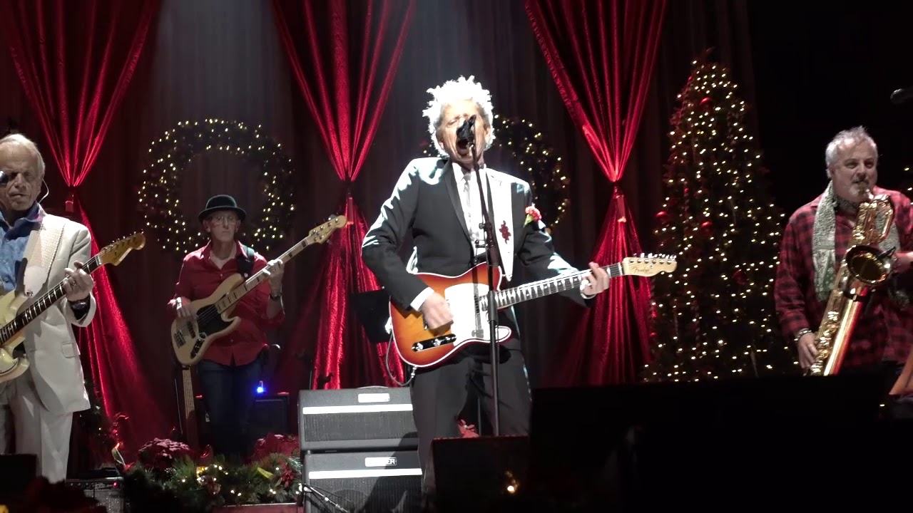 2018-11-28 - Brian Wilson - Run Rudolph Run - Orpheum Theatre, Minneapolis MN