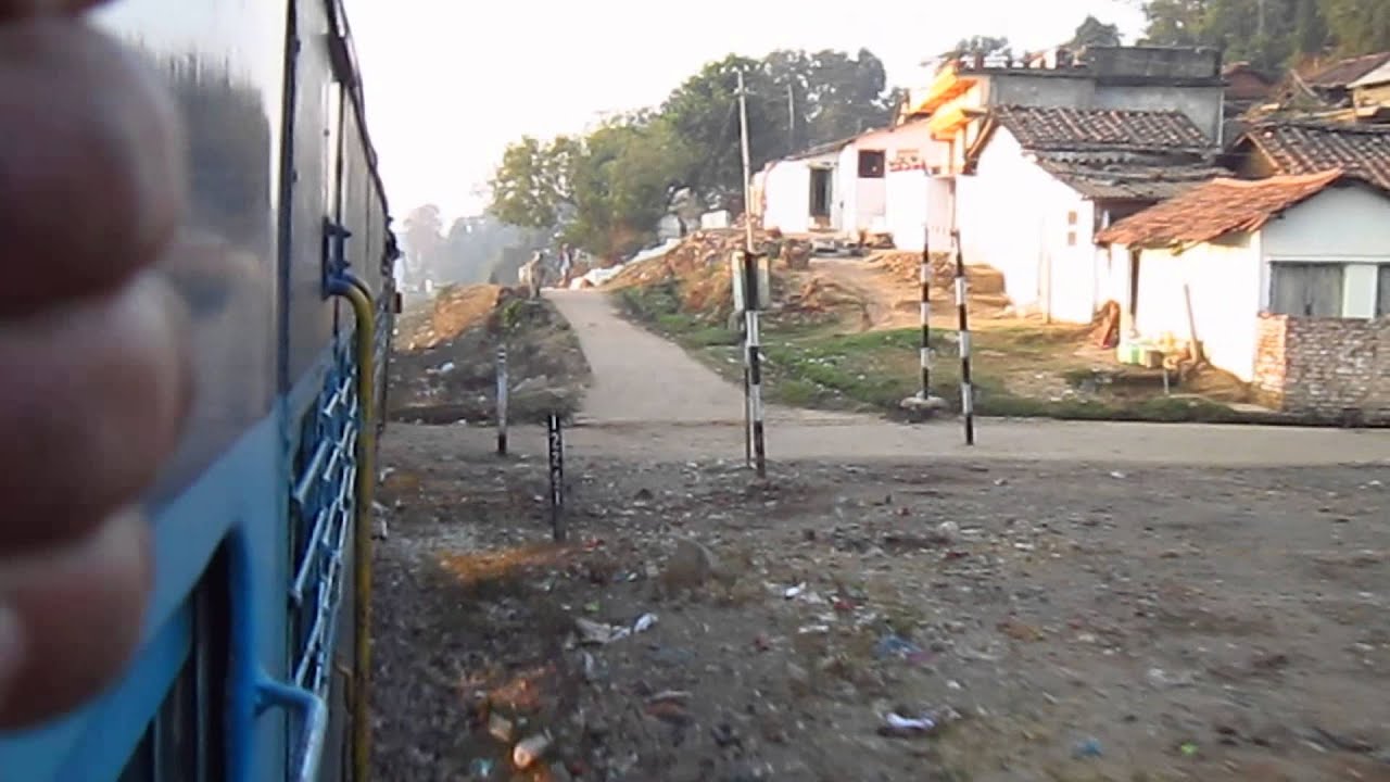 Howbagh to Gwarighat Morning Narrow gauge Passenger Journey with ZDM-4