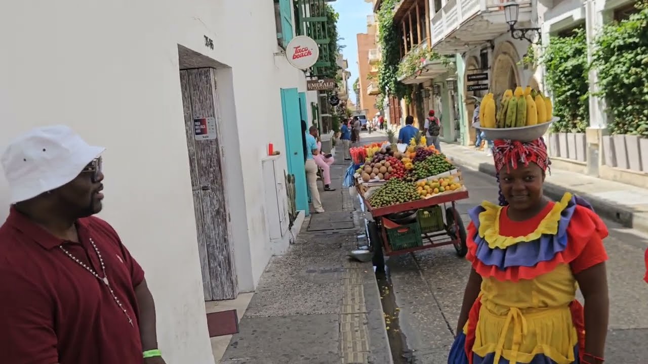Colombia Cartagena Walking Tour In Wall City