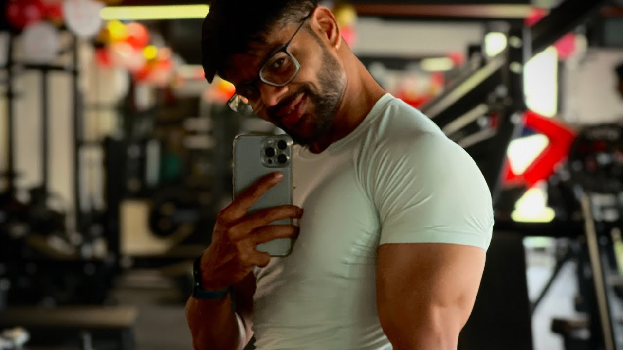 Dumbbell fly -  