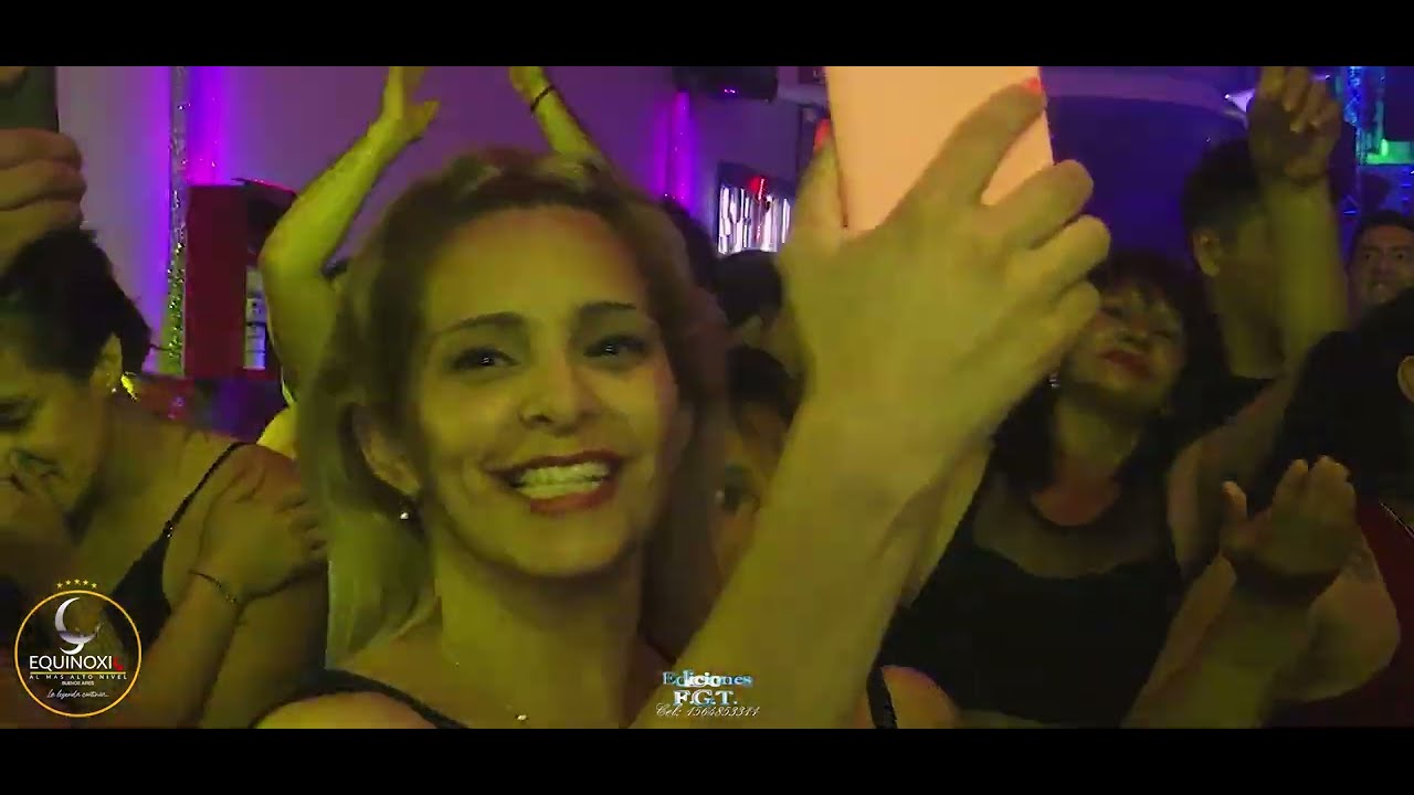 ADRIAN Y DEBORA Y LOS DADOS NEGROS  EN VIVO  EQUINOXIO 2023