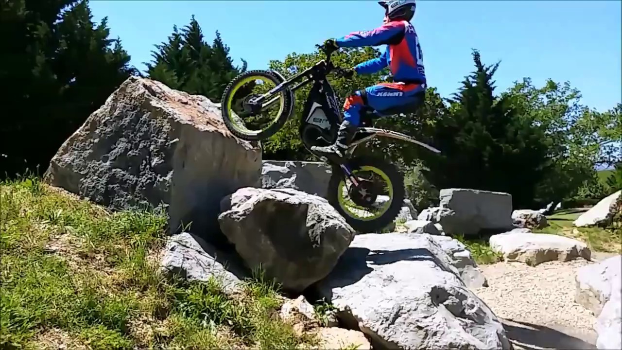 Electric Motion / Chamadou / Techniques trial / Moto électrique / Bastien Hieyte