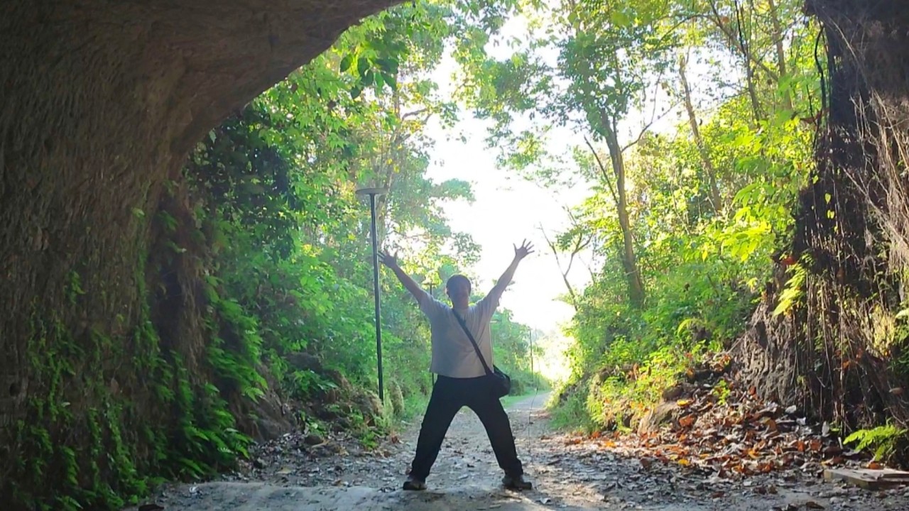 3,000 Year Old Rock Art?! | Exploring the Angono Petroglyphs + City Views & Coffee Date