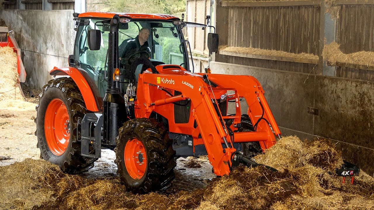 Kubota M6-131 Utility Loader Tractor: REVIEW