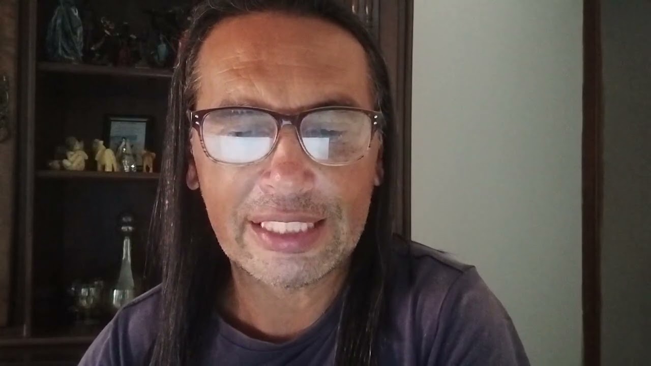 Lua uma previsão de lua em Peixes ♓ relatando a sensibilidade mediúnica desse momento