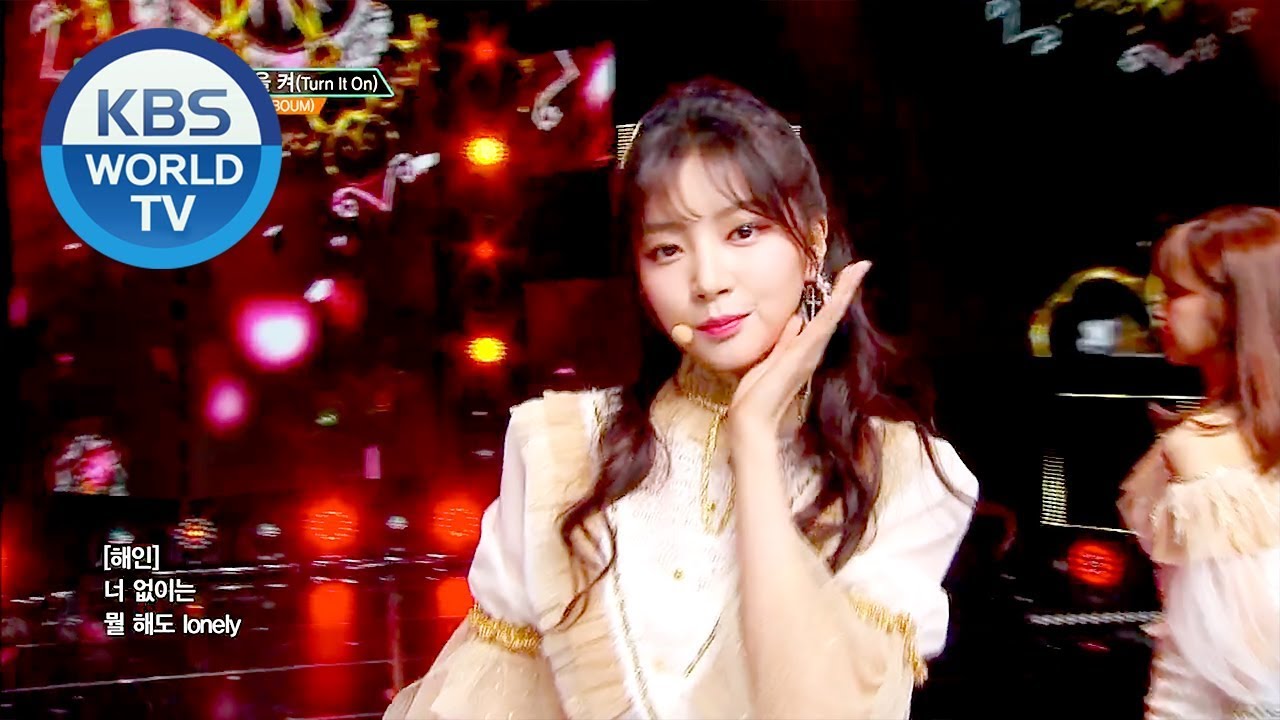 LABOUM - Turn It On | 라붐 - 불을켜 [Music Bank / 2019.01.18]