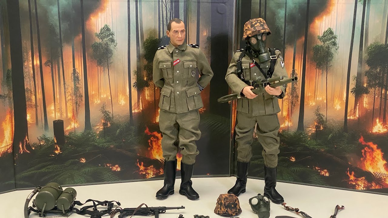 Unboxing 1/6 Scale Action Figure - DID D80177 - WWII German LAH Division Flammenwerfer Rottenführer