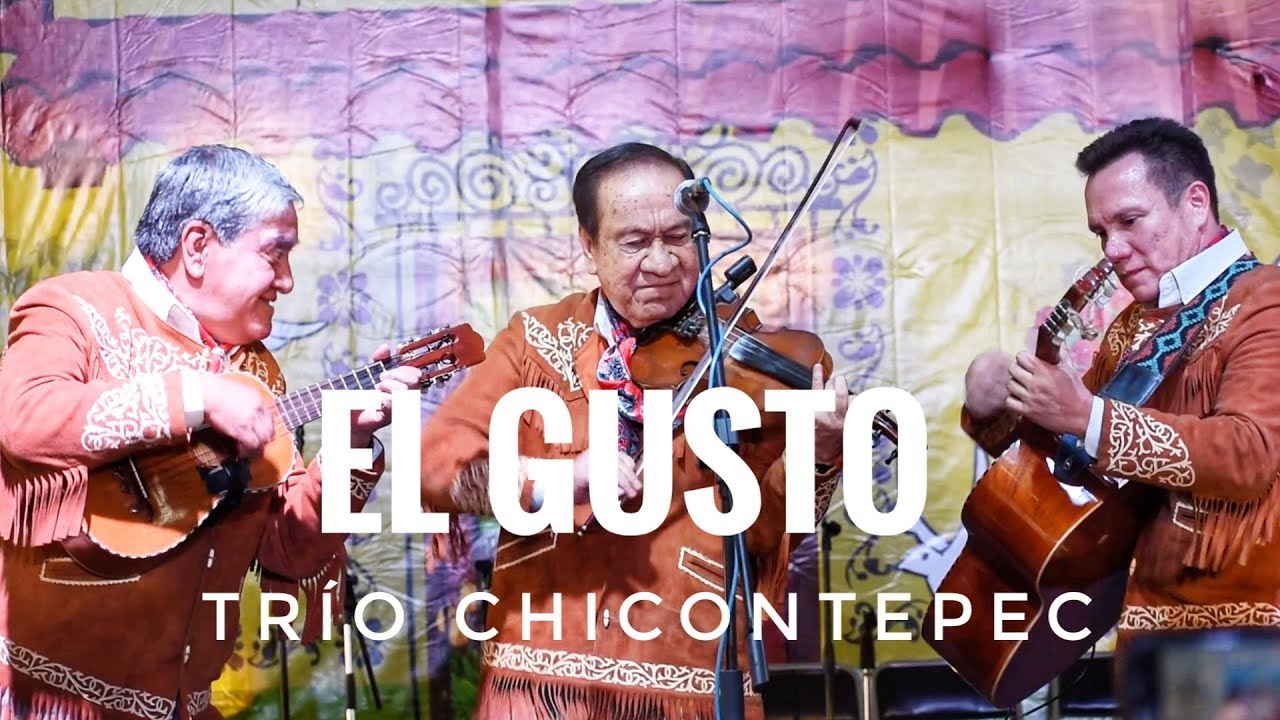 El Tr&iacute;o Chicontepec toca 