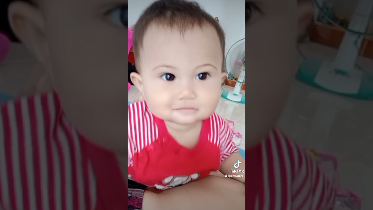 ยิ้มให้กูหน่อย.