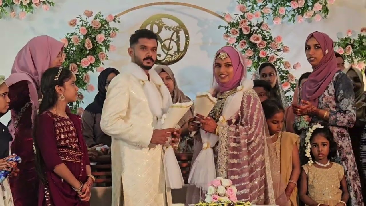 അപ്പോ ഇതോട് കൂടി  കല്യാണം...  THE end.❤️❤️❤️🥰🥰🥰🙄