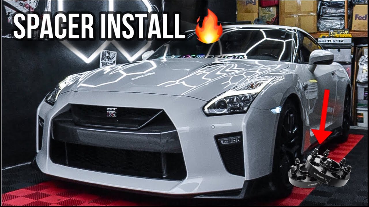 GT-R R35 Looks INSANE with spacers installed 😍